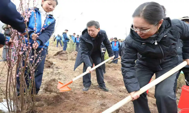 ������ί���������ί����ǡ��ݳ�����μӡ�4��14