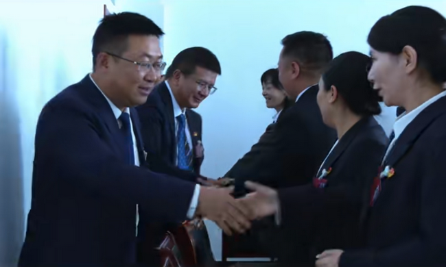 市委领导看望慰问出席中国共产党玉树市第四次代表大会